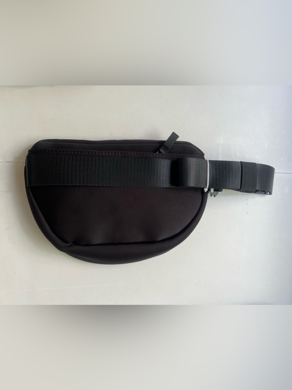 Premium Belt Bag - All In Motion™ Black - Picture 4 of 4